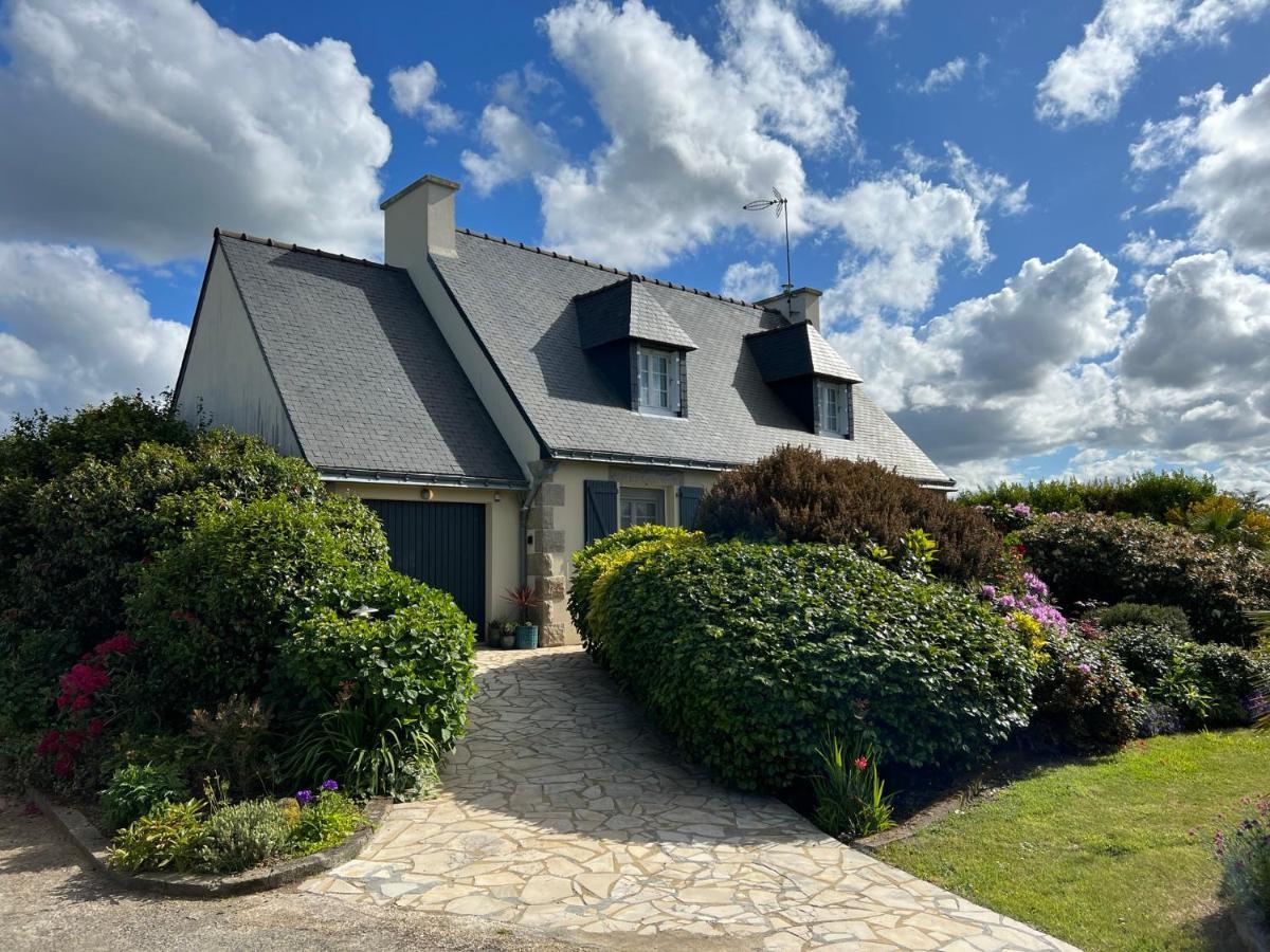 Les Camelias Bed and Breakfast Binic Exteriör bild