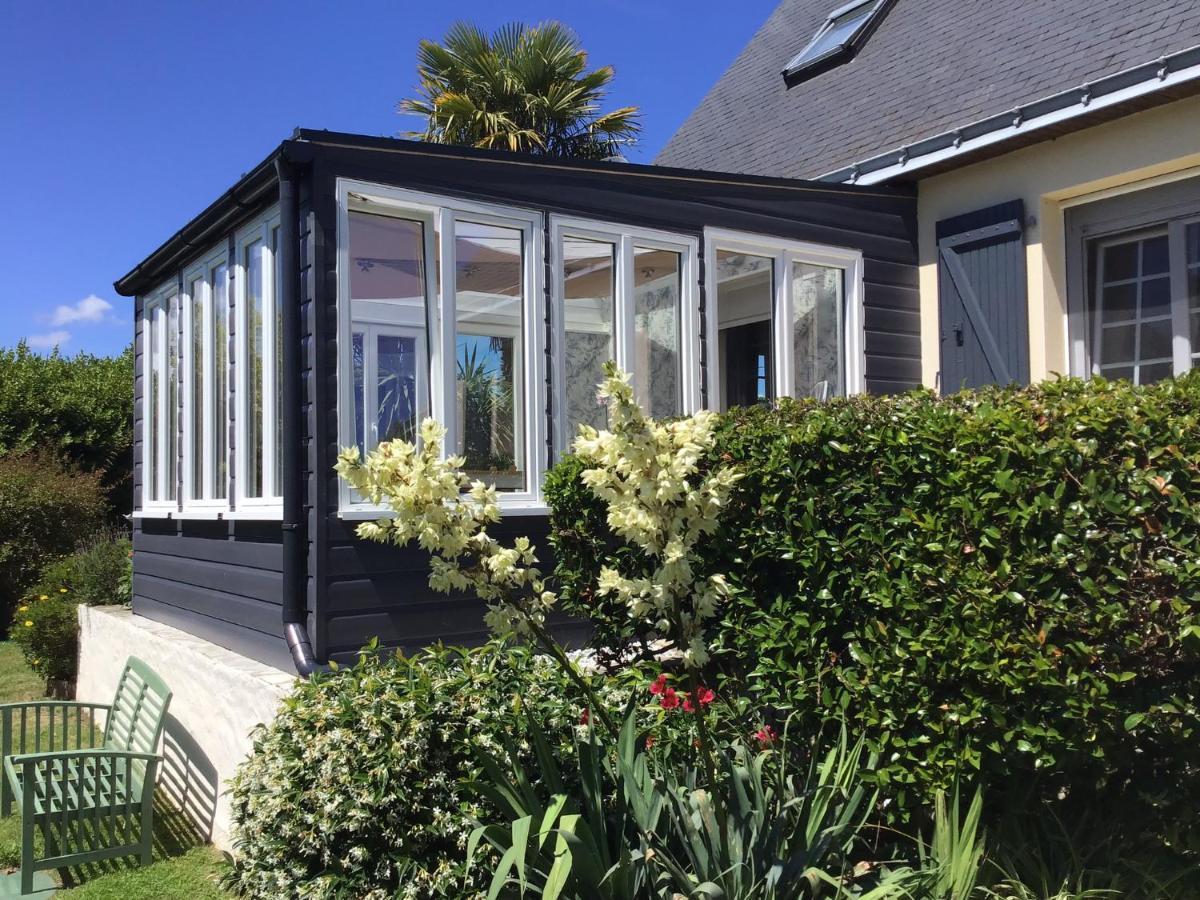 Les Camelias Bed and Breakfast Binic Exteriör bild